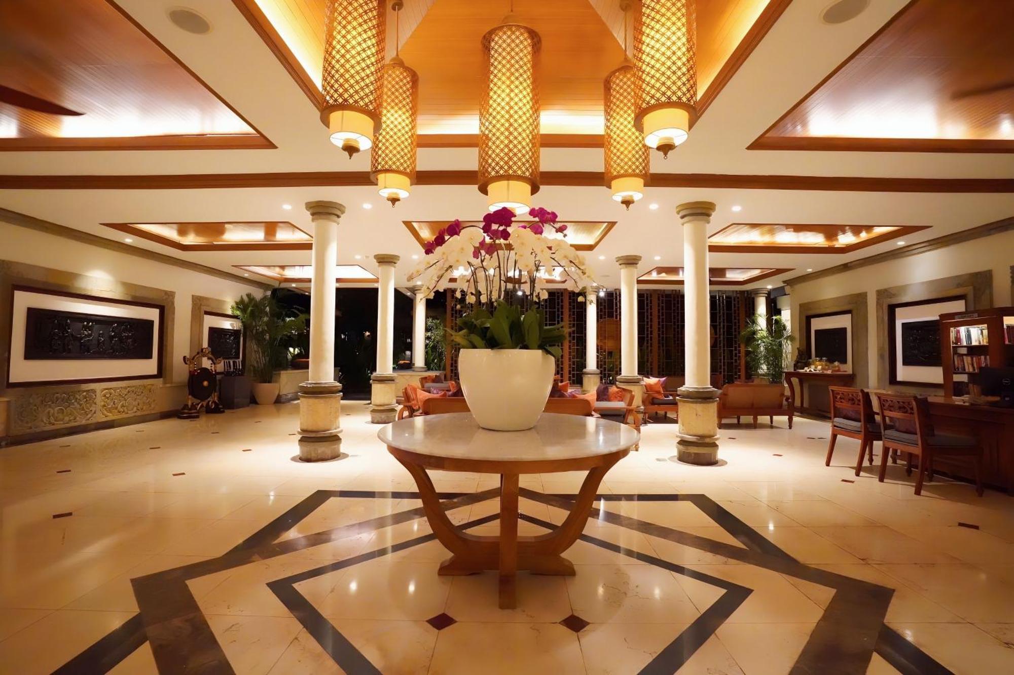 Kuta Seaview Boutique Resort Buitenkant foto